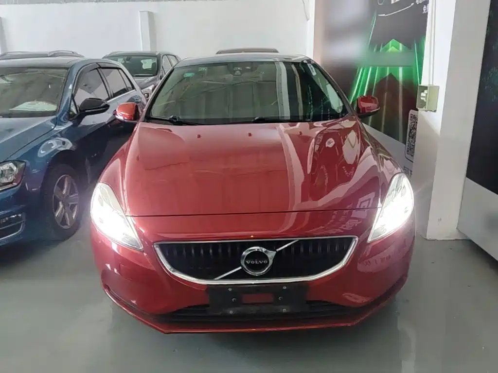 Volvo V40 — миниатюра 3