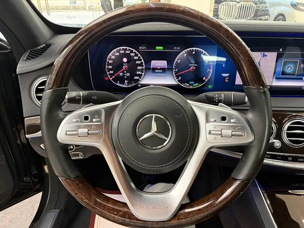 Mercedes-Benz S-Class — миниатюра 18