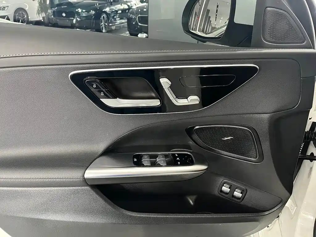 Mercedes-Benz C-Class New Energy — миниатюра 4