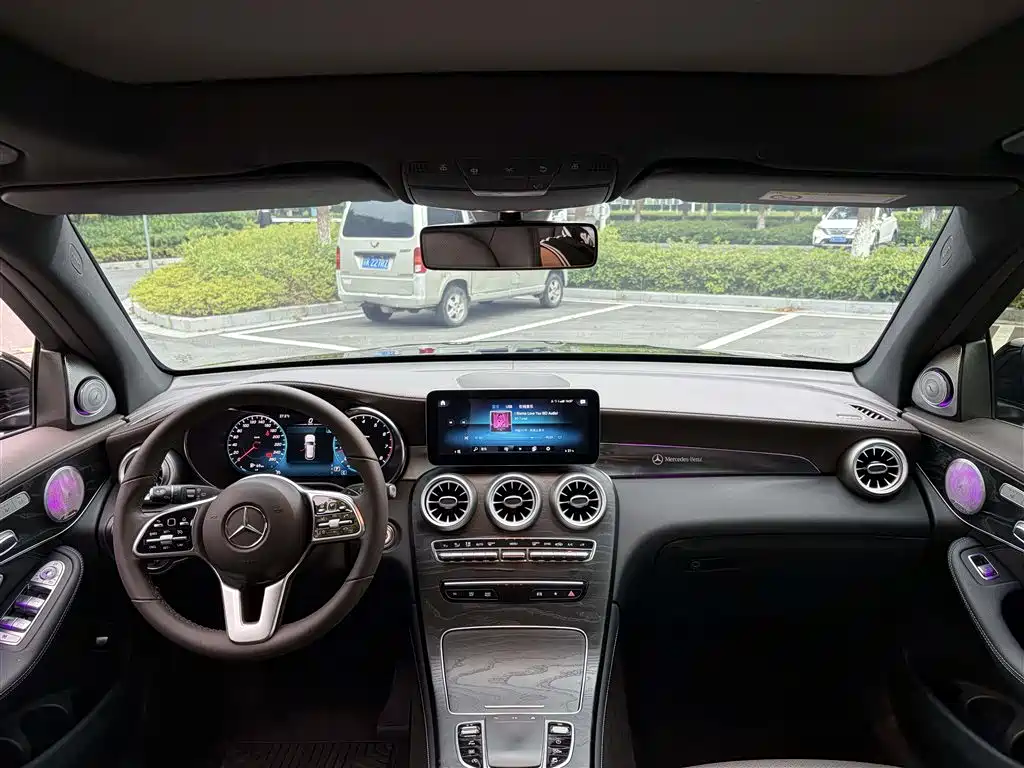 Mercedes-Benz GLC — миниатюра 10