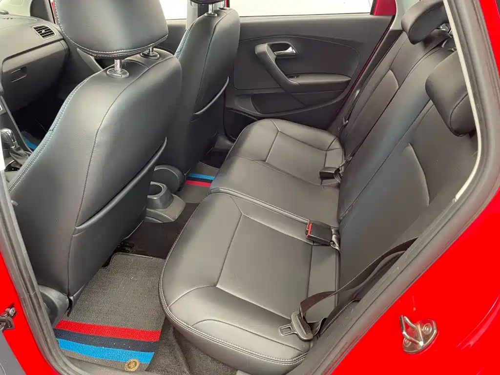Volkswagen Polo — миниатюра 7