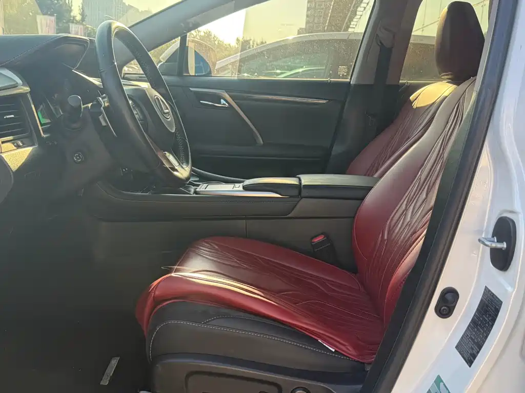 Lexus RX — миниатюра 5