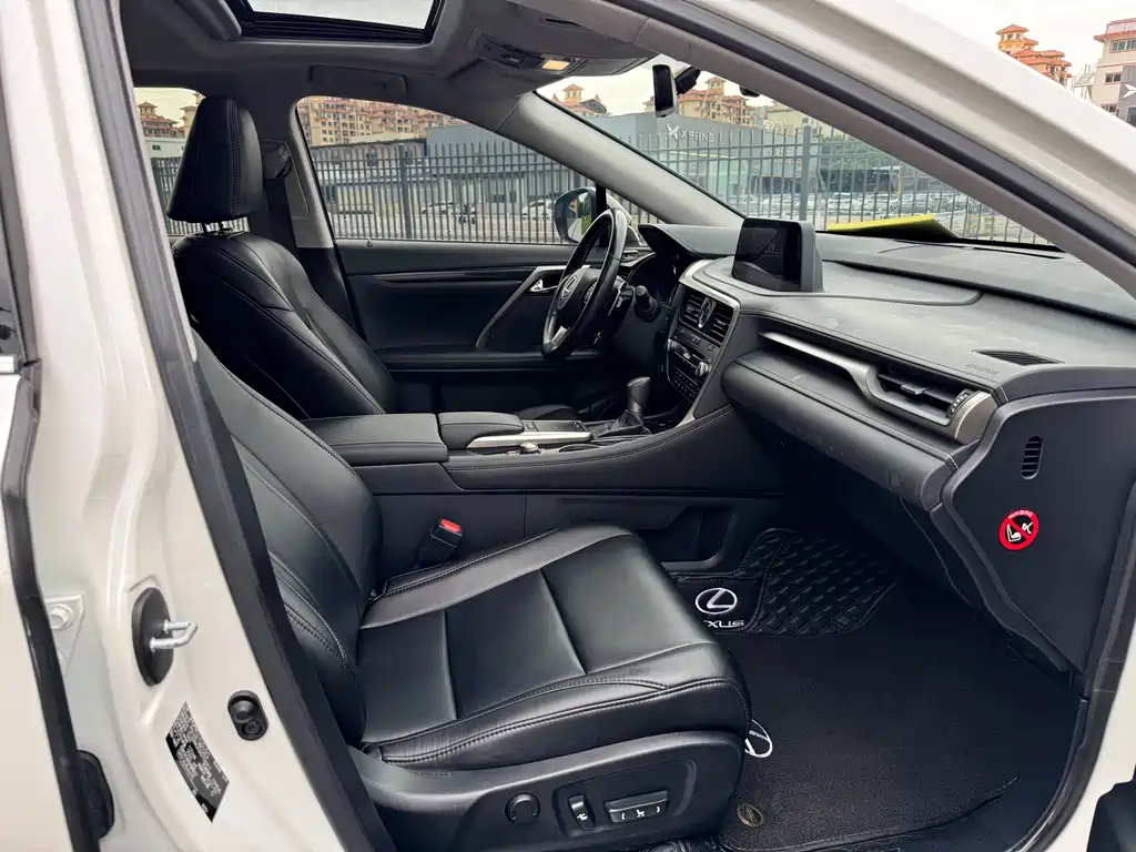 Lexus RX — миниатюра 14