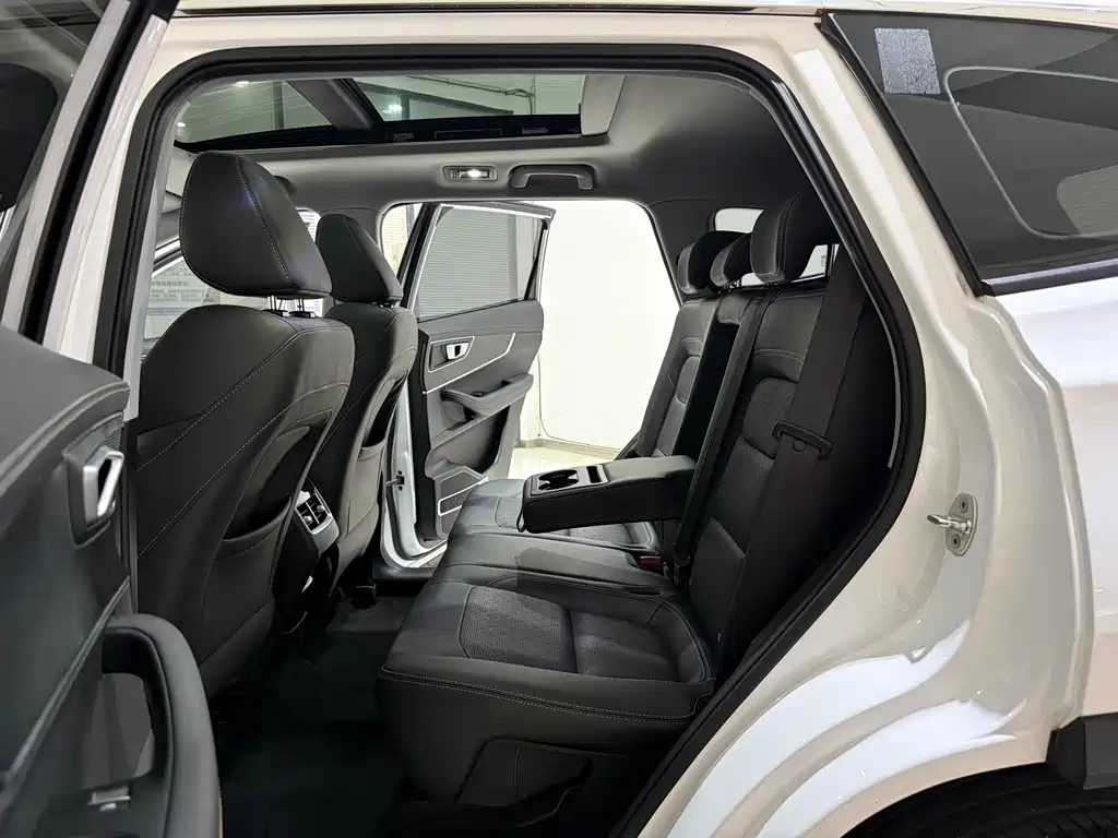 Chery Tiggo 8 2022 — фото 10