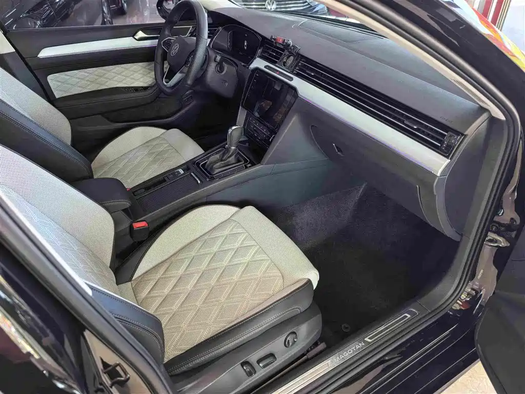 Volkswagen Magotan — миниатюра 7