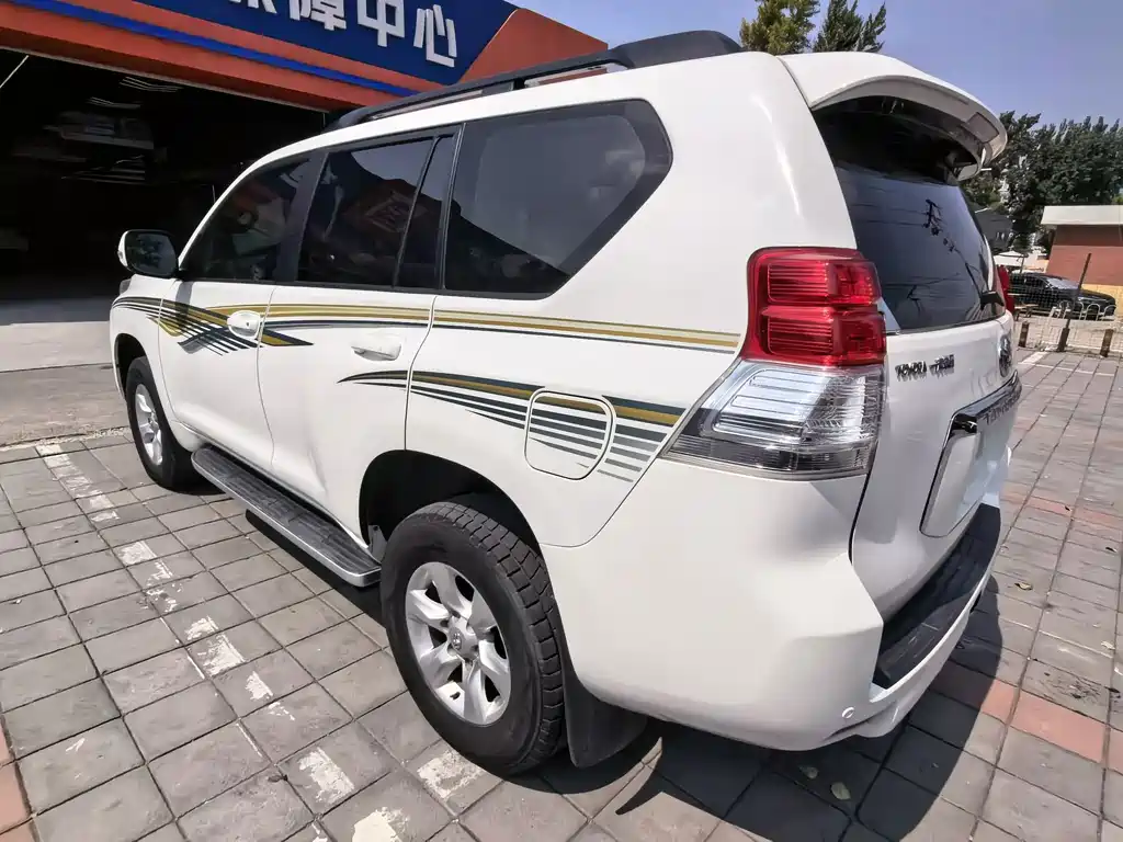 Toyota Prado — миниатюра 21