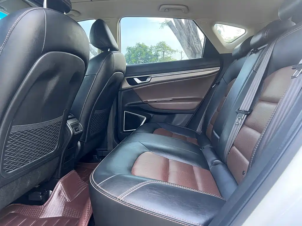 Geely Emgrand GS GS 2017 1.3T AT