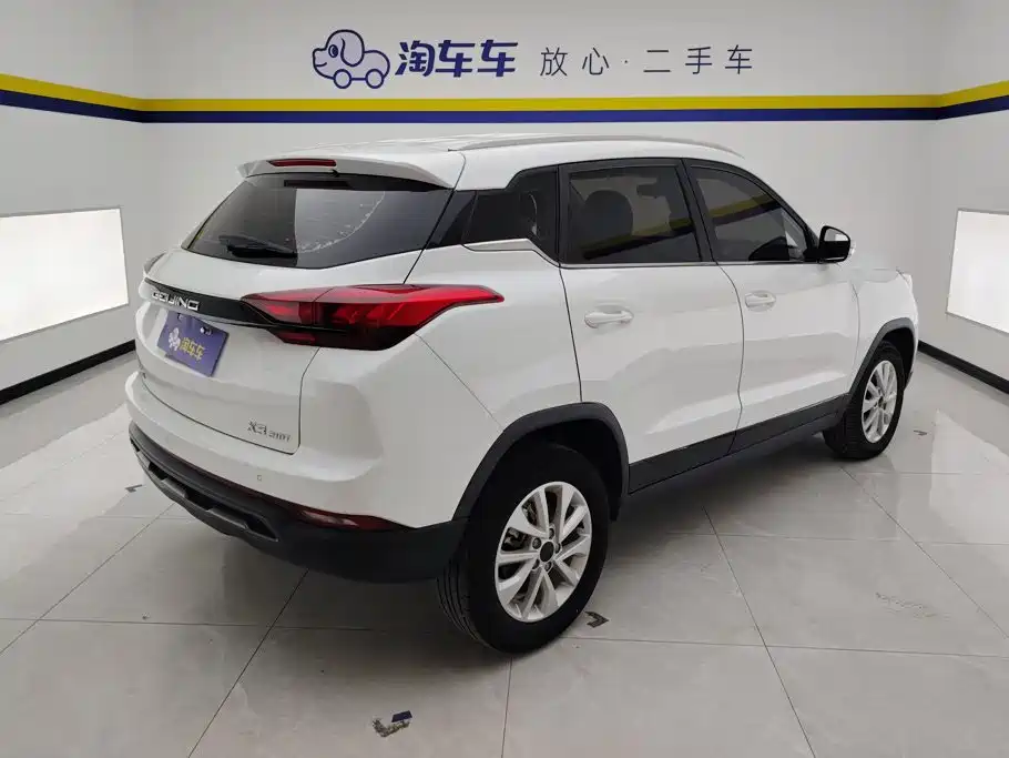 BAIC X3 — миниатюра 3