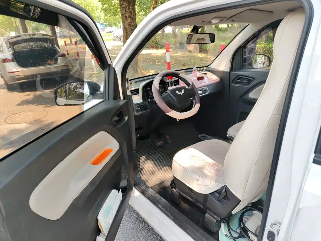 Wuling MINIEV — миниатюра 12