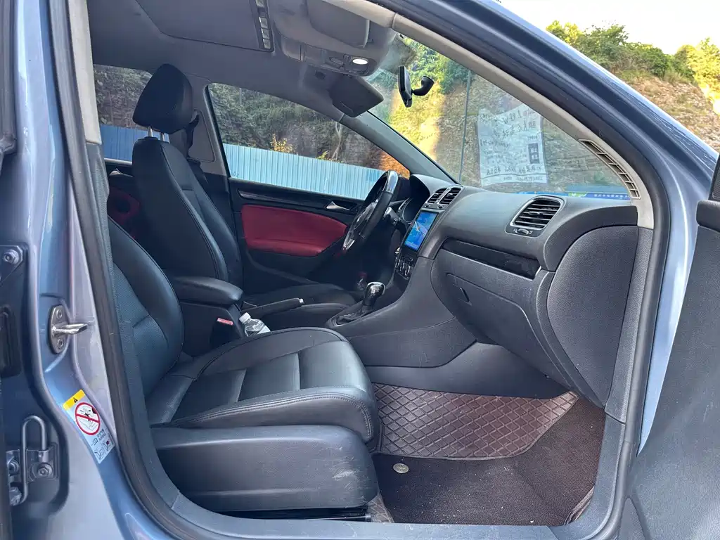 Volkswagen Golf — миниатюра 11