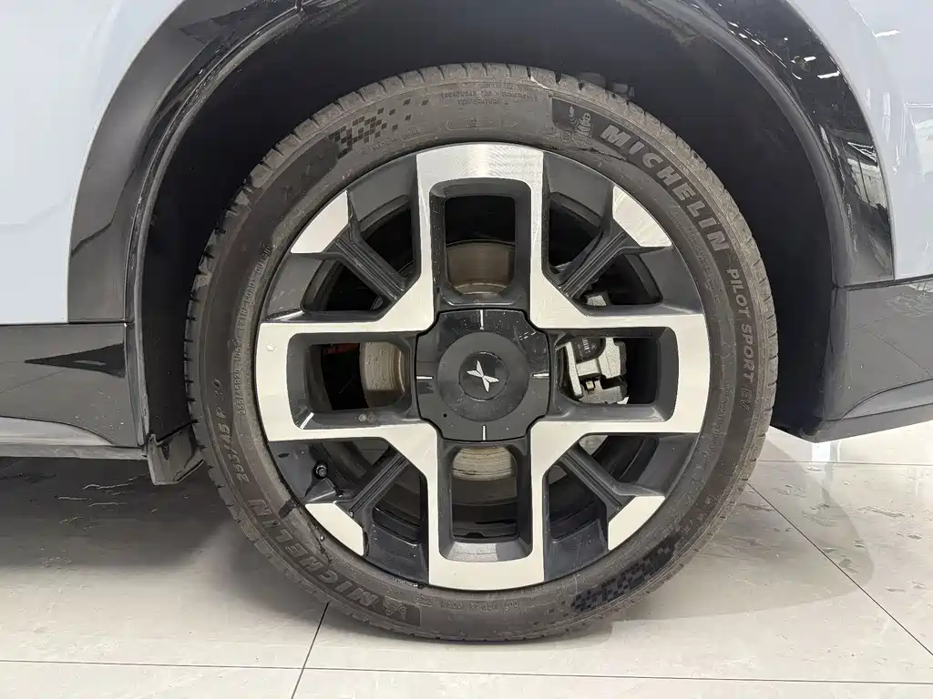 XPeng G7 — миниатюра 10