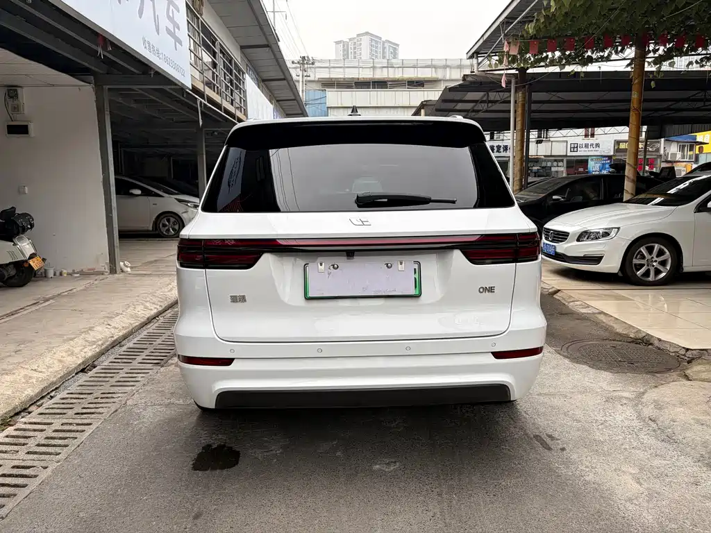 Li Auto Li ONE — миниатюра 14