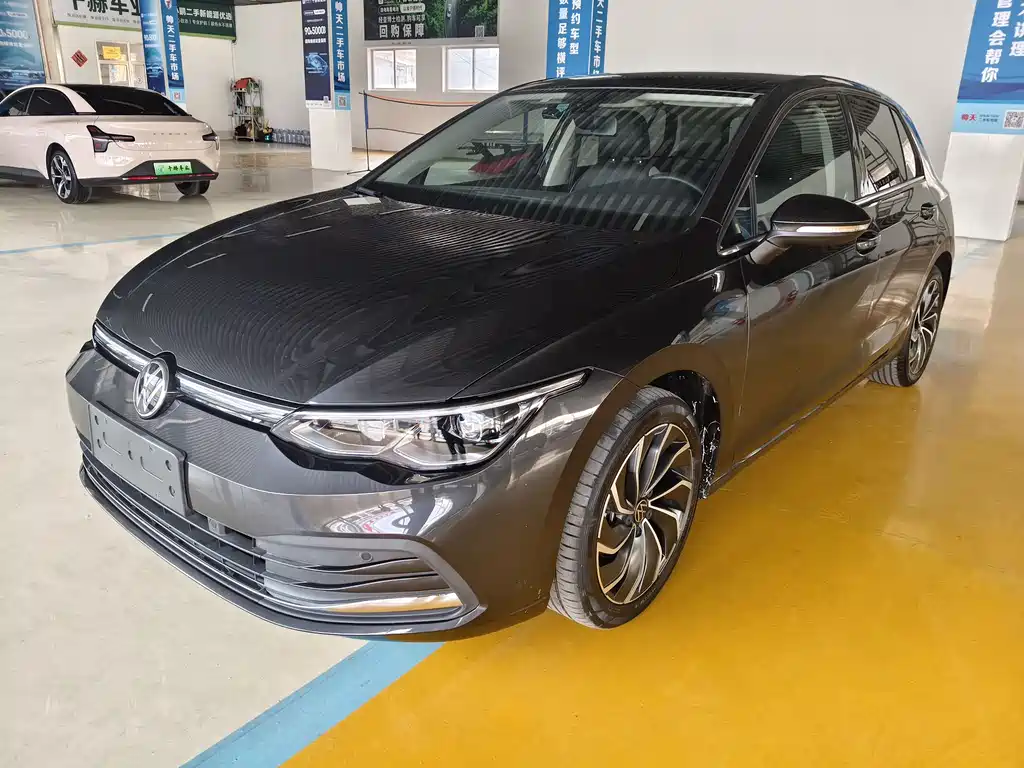 Volkswagen Golf 2022