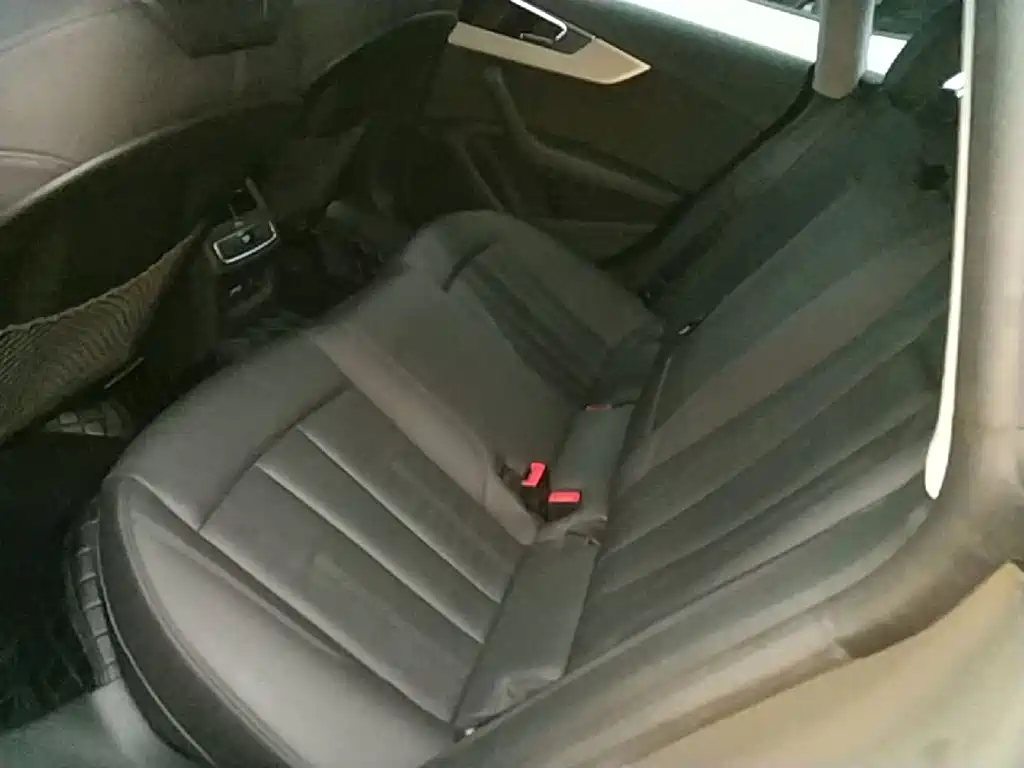 Audi A5 (Import) — миниатюра 17