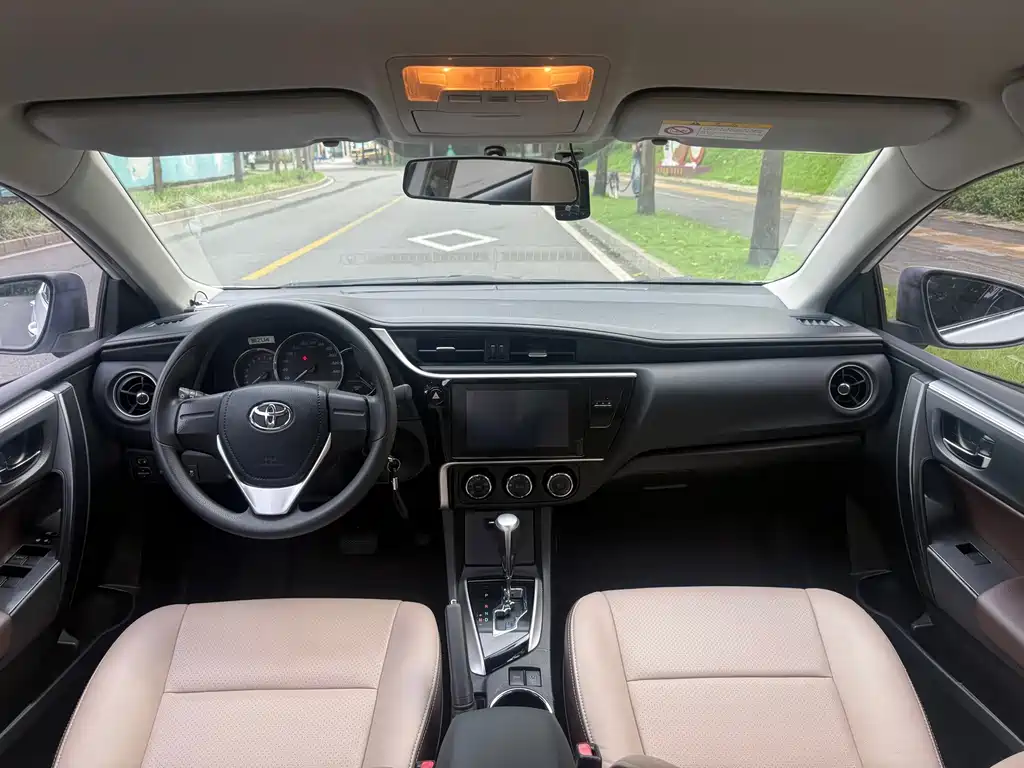 Toyota Corolla — миниатюра 8