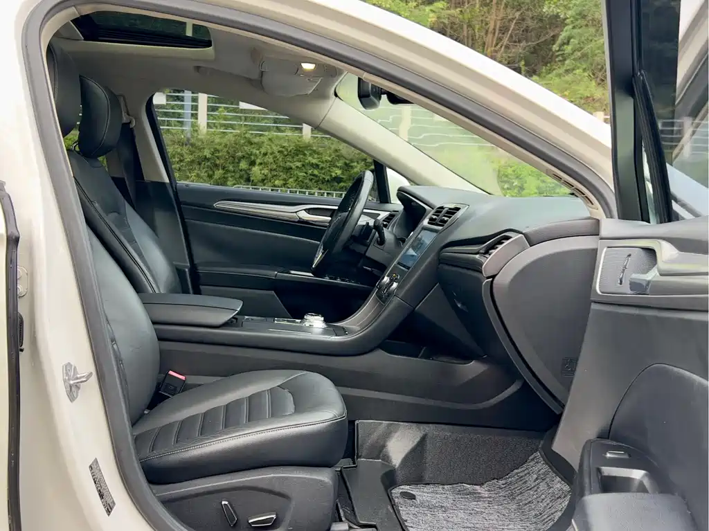 Ford Mondeo 2017 EcoBoost 200 Fashion