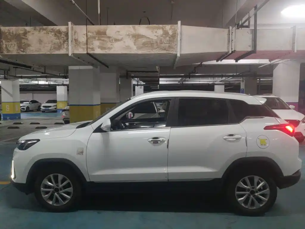 BAIC X3 — миниатюра 25