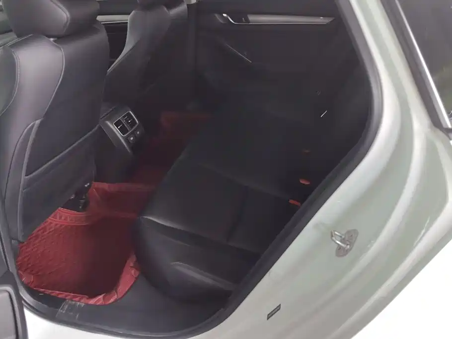 Honda Accord — миниатюра 11
