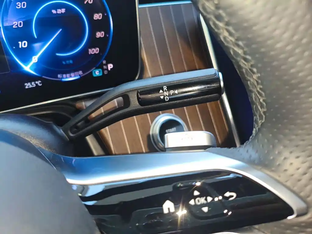 Mercedes-Benz EQE — миниатюра 10