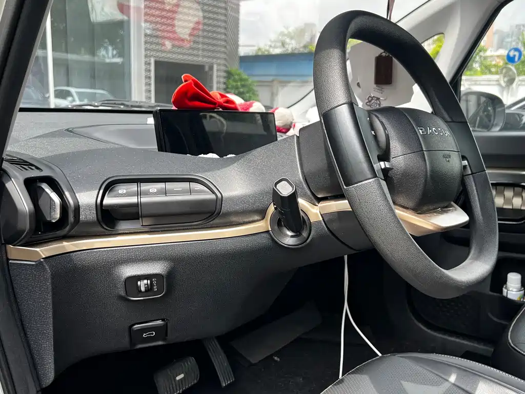 Baojun KiWi EV — миниатюра 6