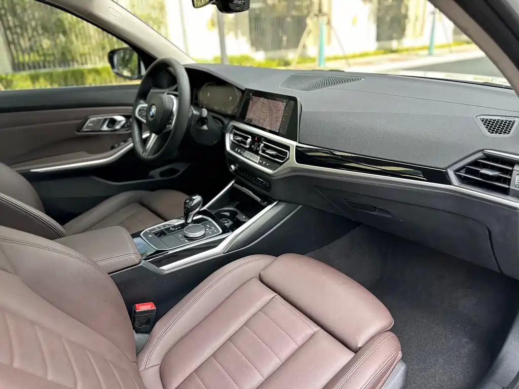 BMW 3 Series — миниатюра 12