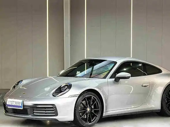 Porsche 911 2021