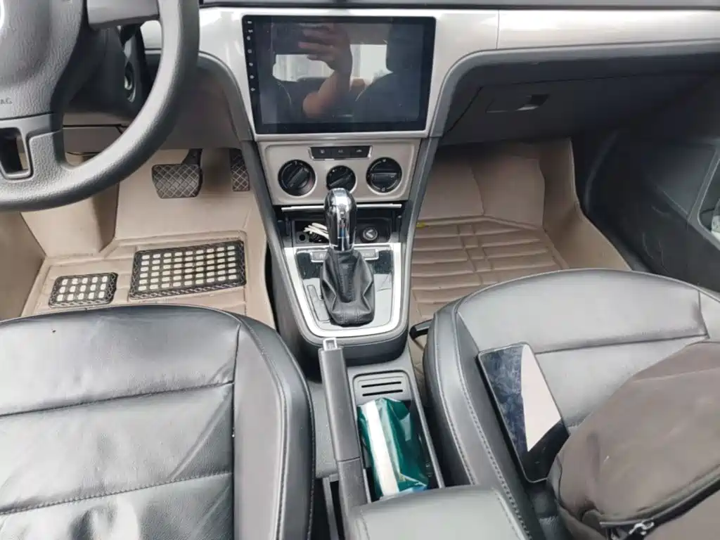 Volkswagen Lavida — миниатюра 14
