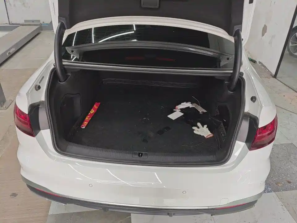 Audi A4L — миниатюра 8