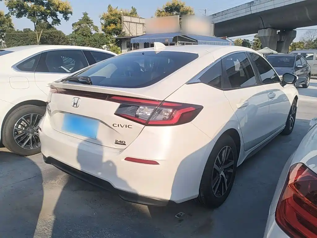Honda Civic — миниатюра 7