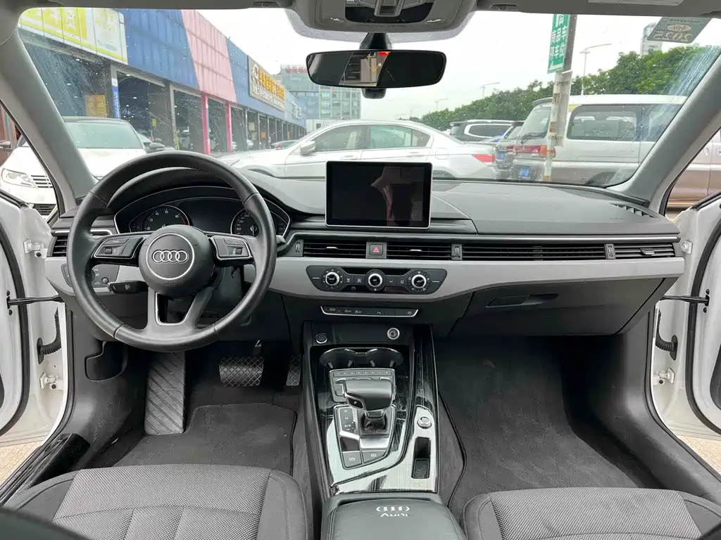 Audi A4L — миниатюра 11