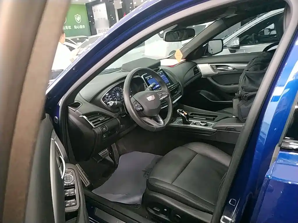 Cadillac CT5 — миниатюра 16