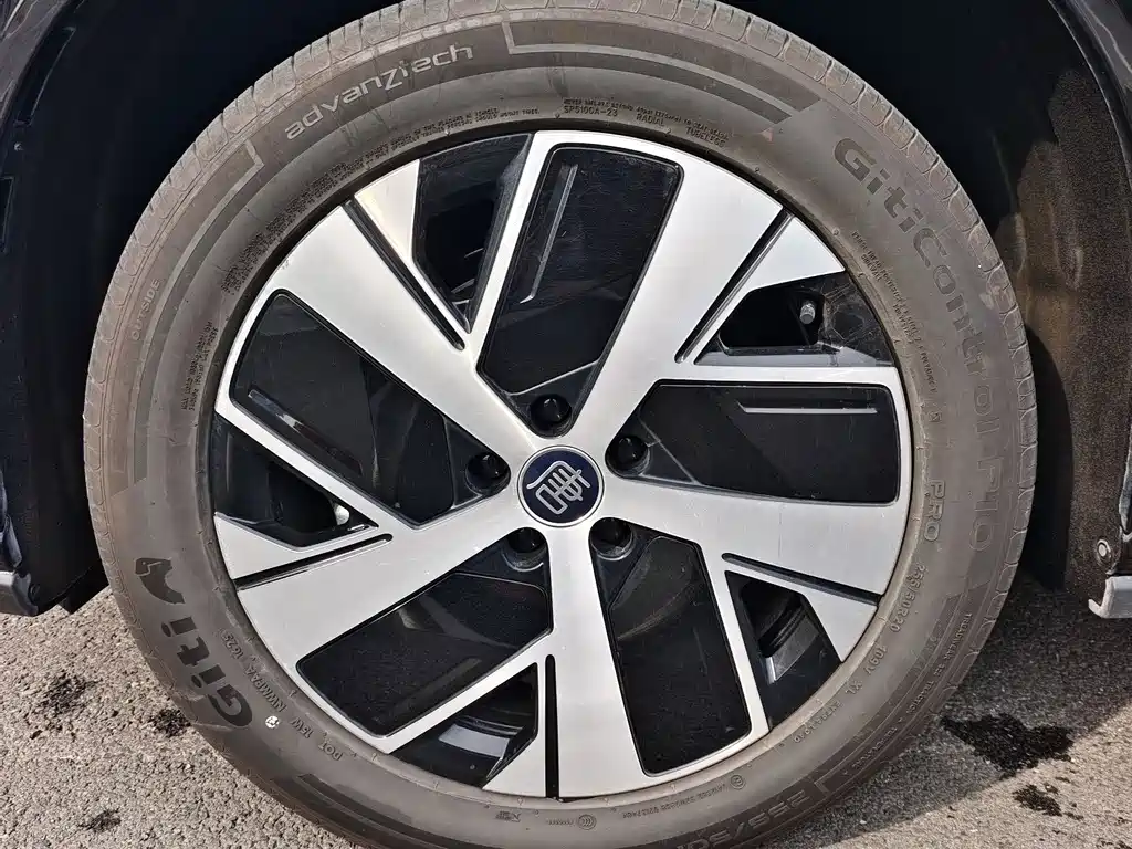 BYD Tang L — миниатюра 3