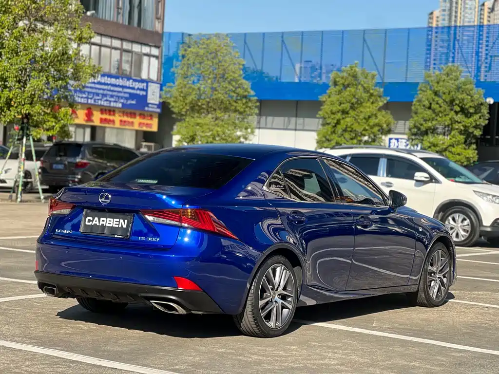 Lexus IS — миниатюра 5