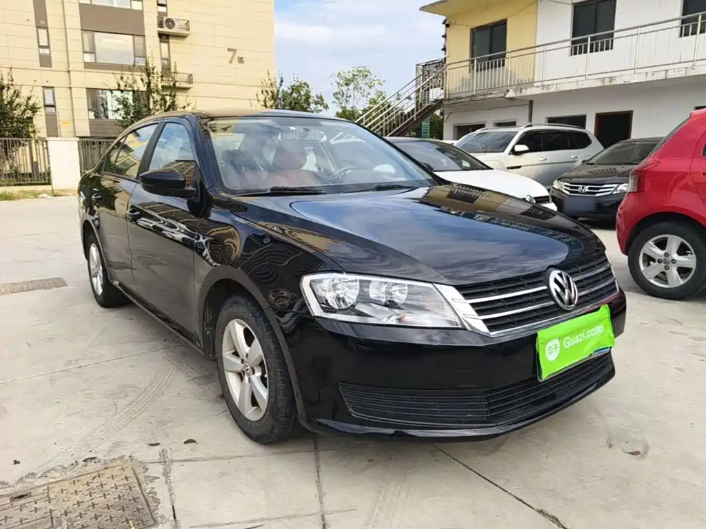 Volkswagen Lavida — миниатюра 4