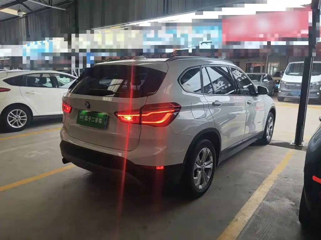 BMW X1 — миниатюра 7