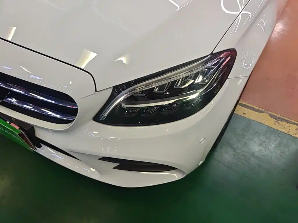 Mercedes-Benz C-Class — миниатюра 24