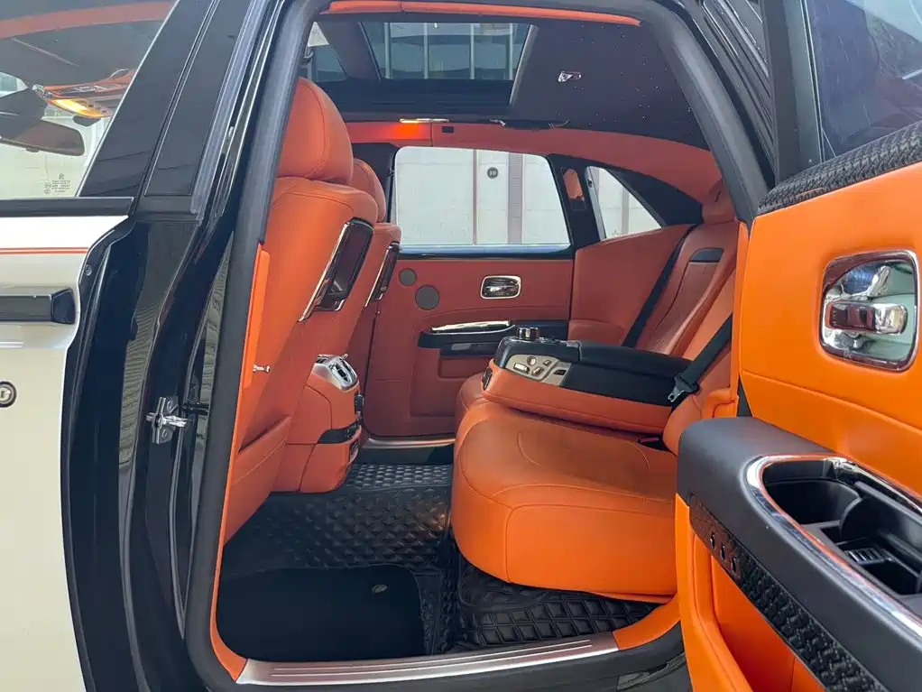 Rolls-Royce Ghost — миниатюра 21