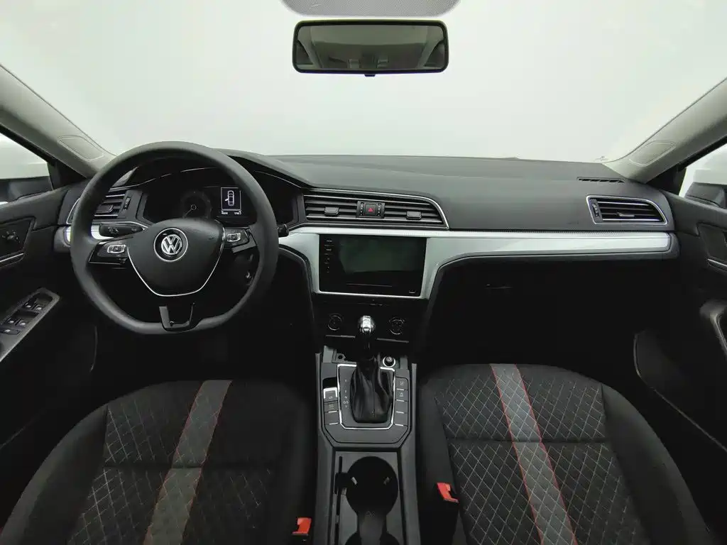 Volkswagen Lamando — миниатюра 5