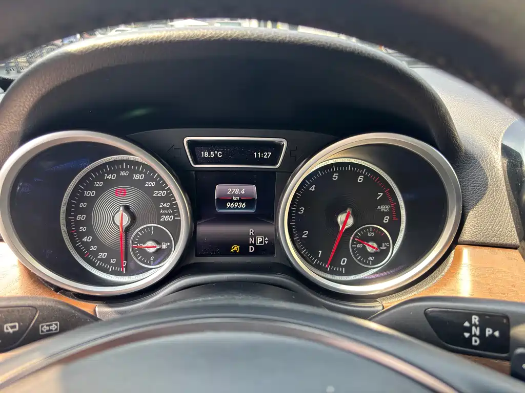 Mercedes-Benz GLE (Import) — миниатюра 10