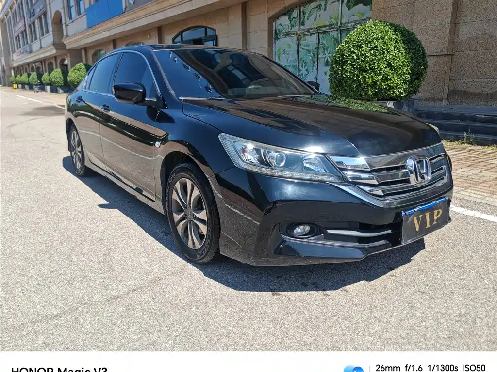 Honda Accord — миниатюра 6