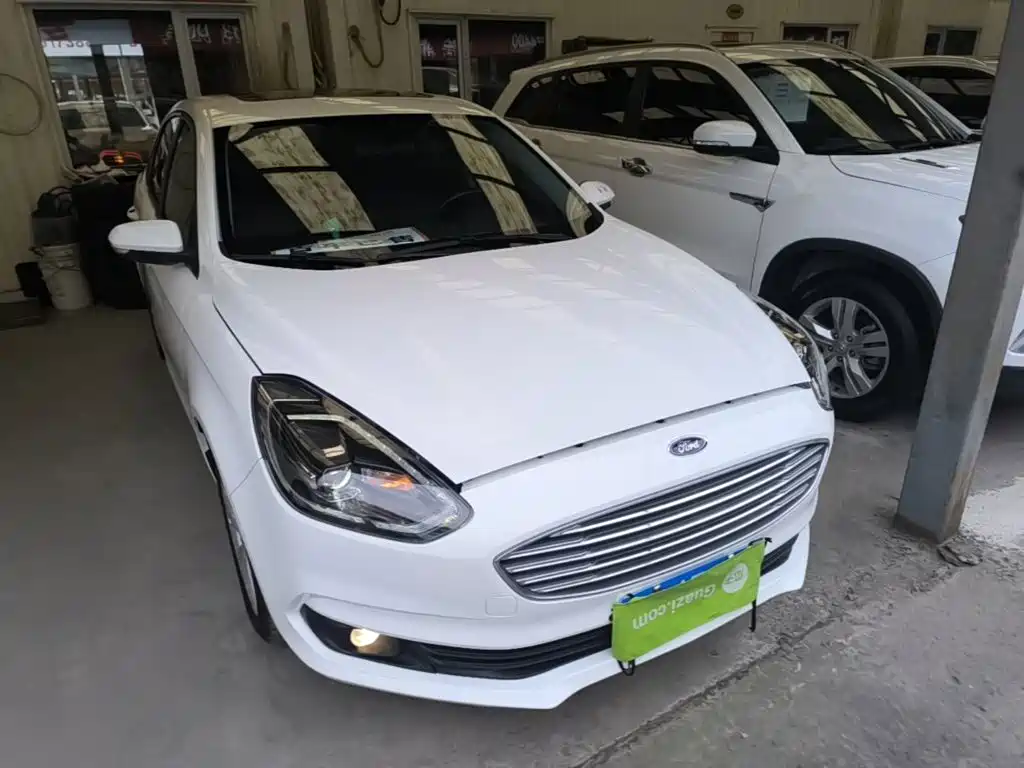 Ford Escort — миниатюра 4