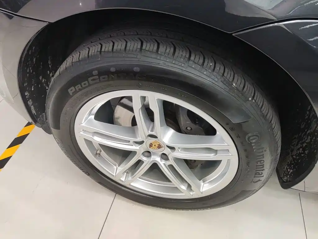 Porsche Macan — миниатюра 23