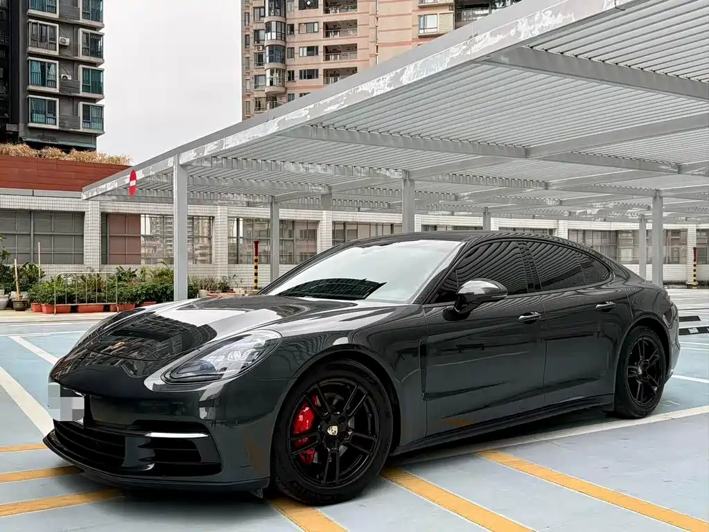 Porsche Panamera 2018
