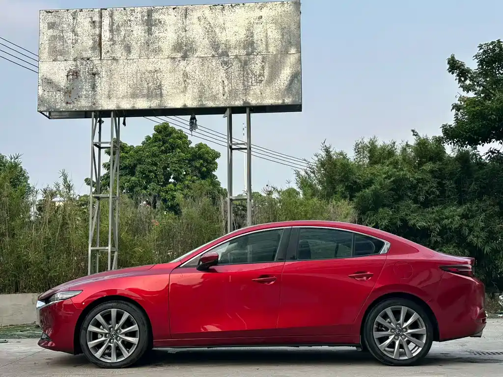 Mazda 3 Axela — миниатюра 8