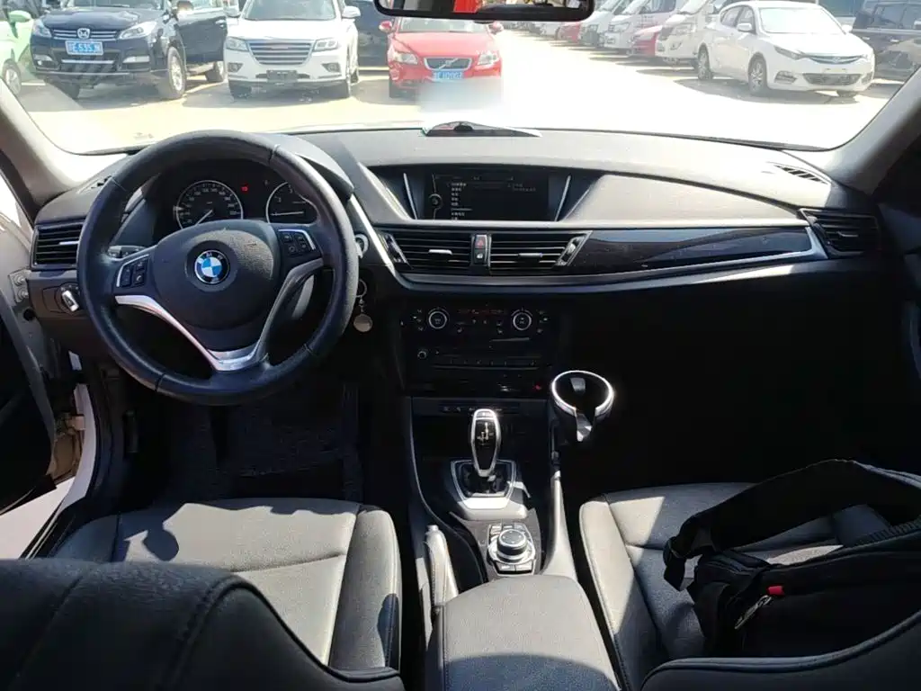 BMW X1 — миниатюра 10