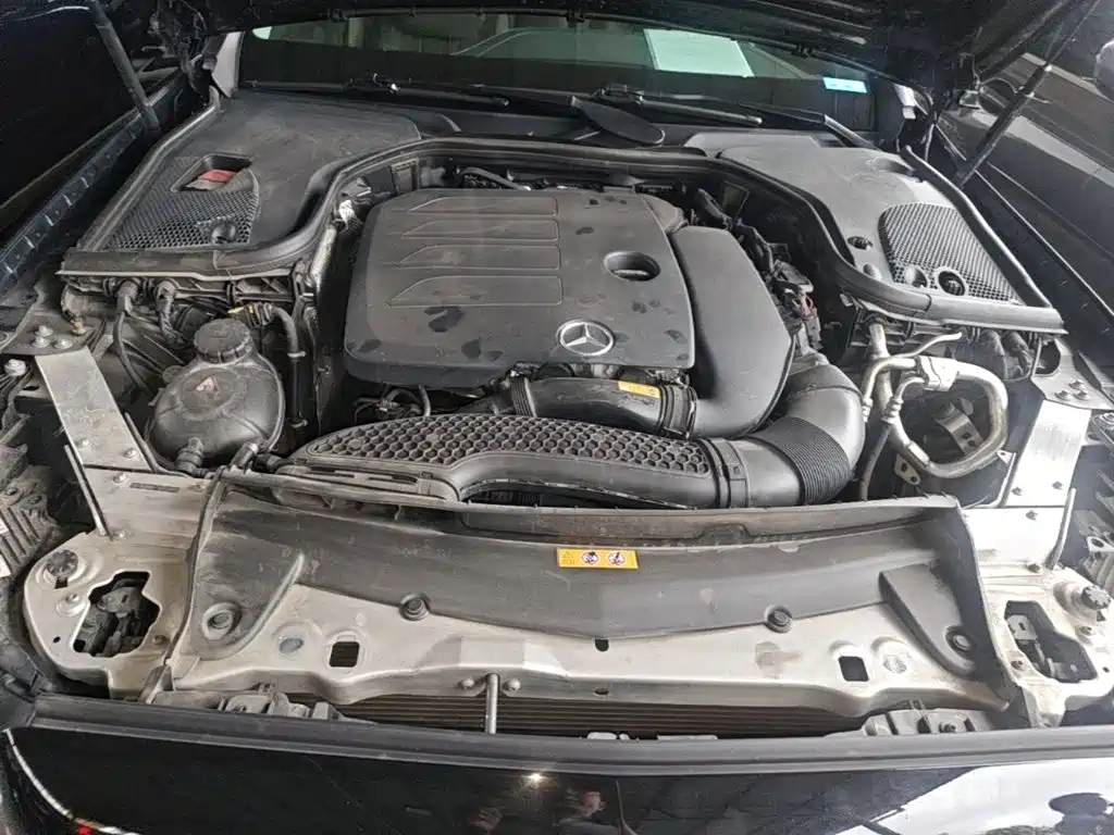 Mercedes-Benz E-Class — миниатюра 20