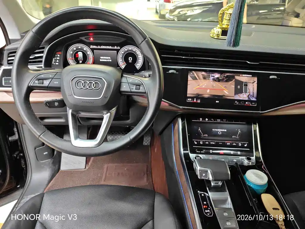 Audi Q7 — миниатюра 13