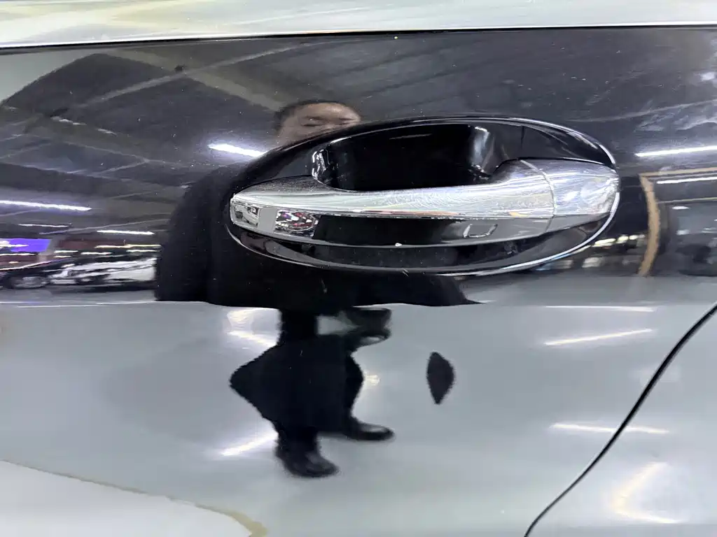 Mercedes-Benz S-Class — миниатюра 7