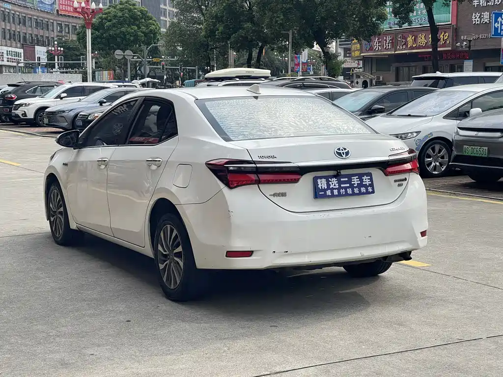 Toyota Corolla 2017 1.8L E-CVT