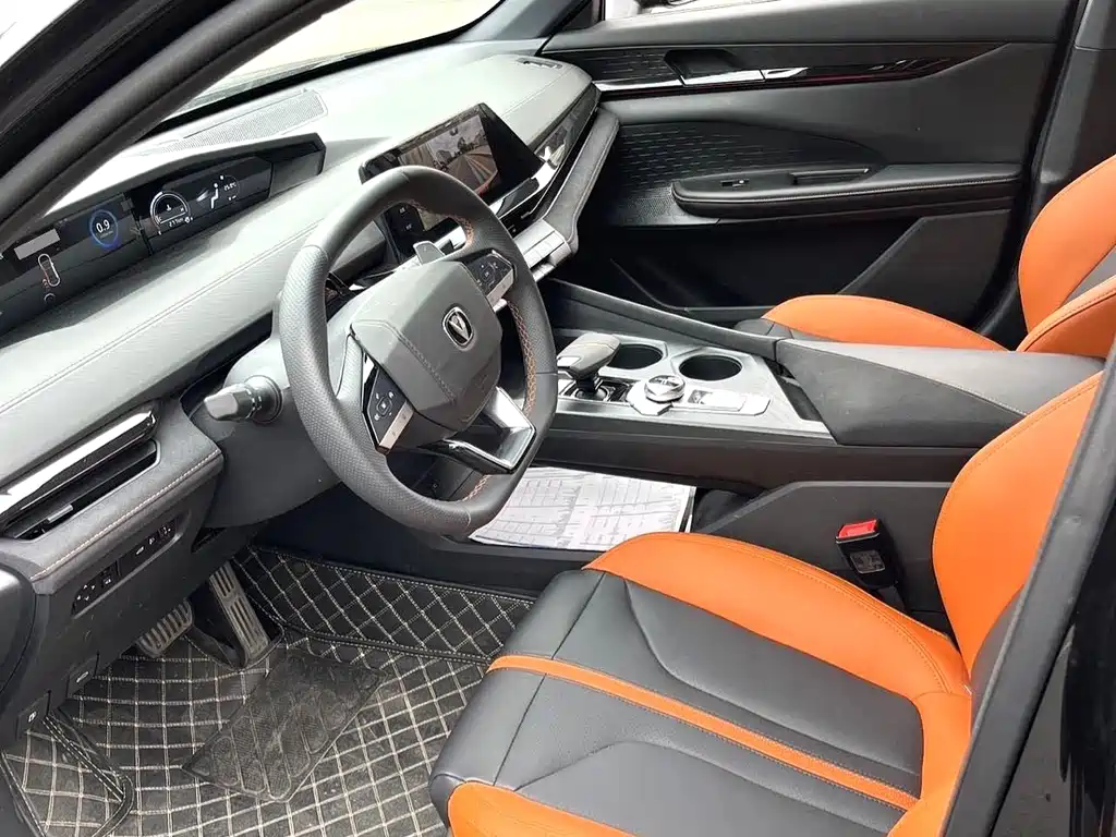 Changan UNI-V 2024 1.5T Luxury